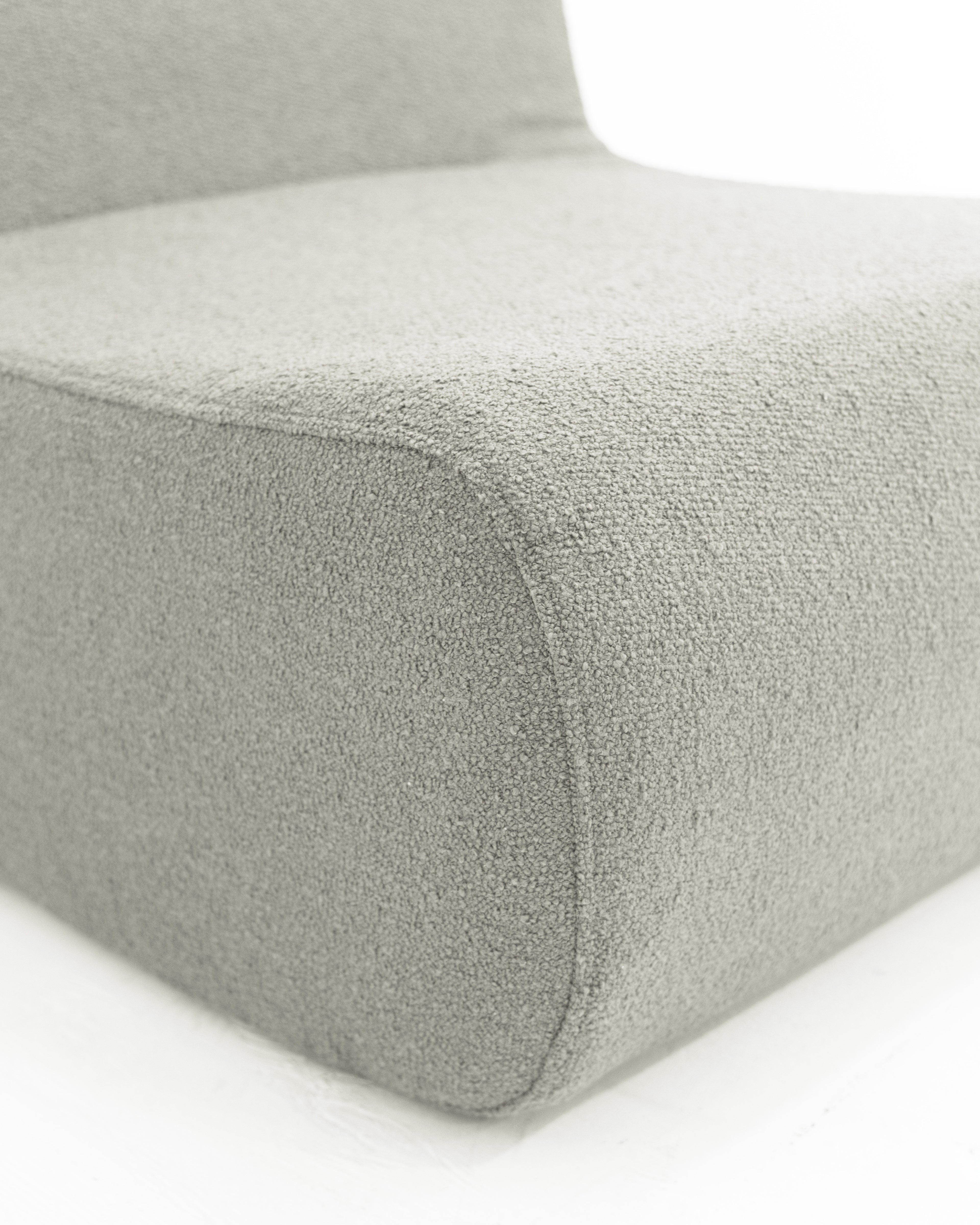 Vixen – Sandstone Beige