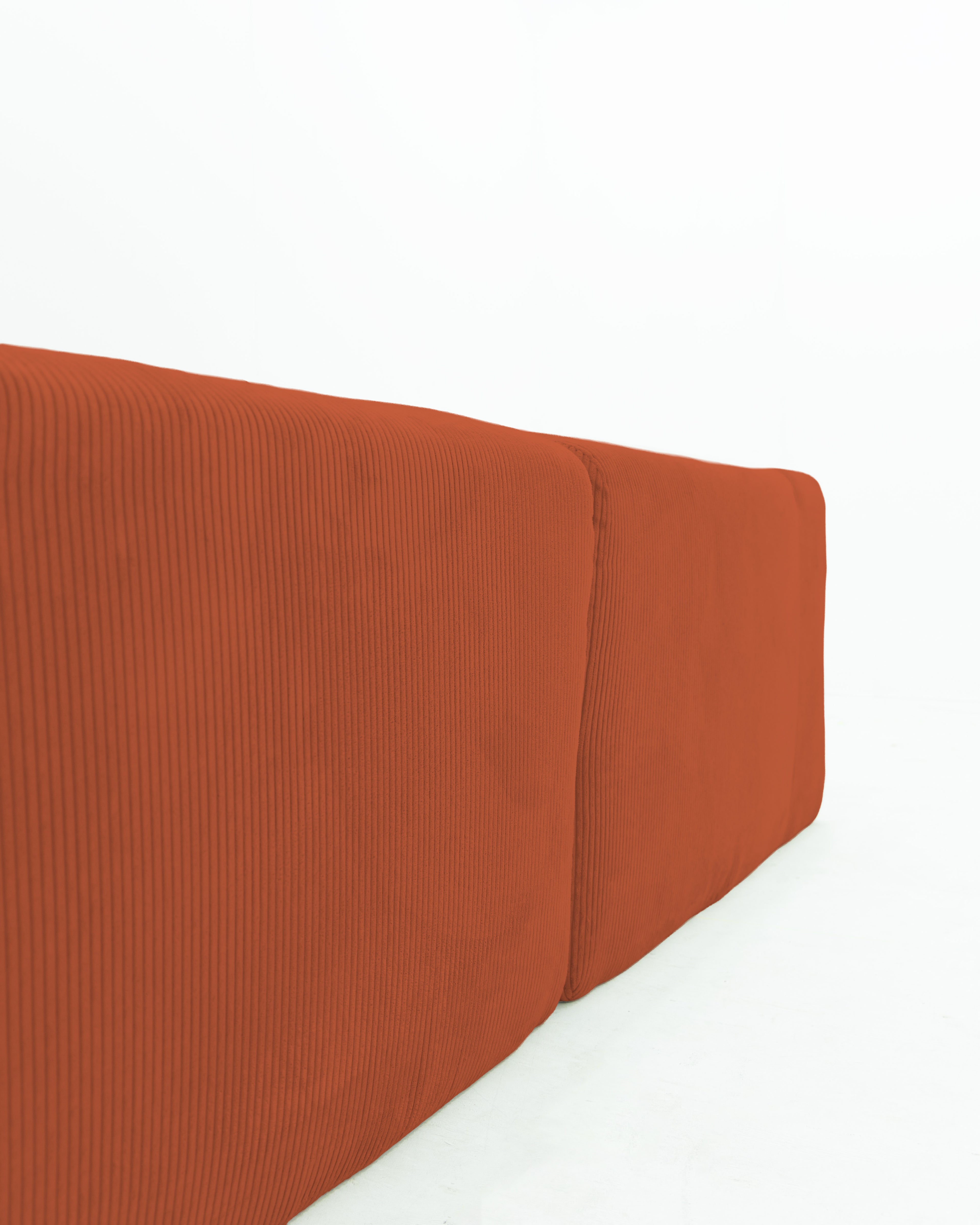 Bernardo – Rust Red